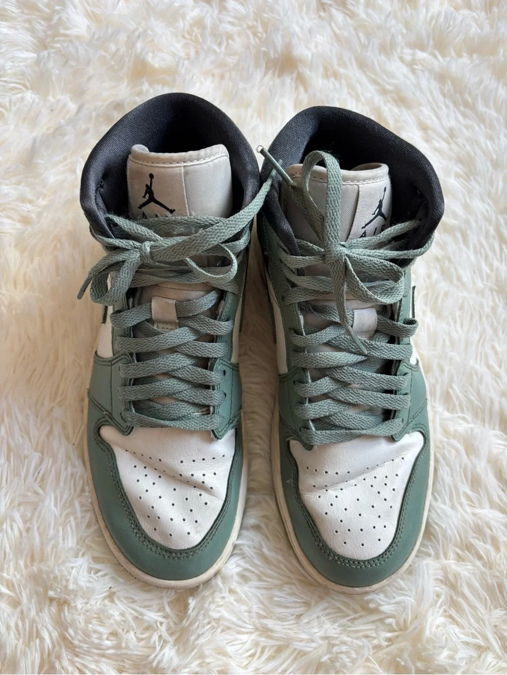 Air Jordan 1 Mid Jade Smoke Womens Sz 9 Sail Green Sneakers